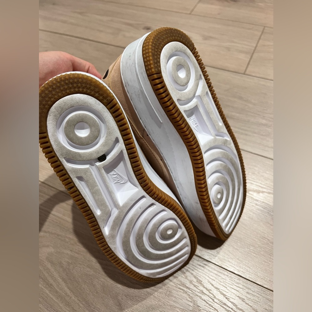 nike  platform
